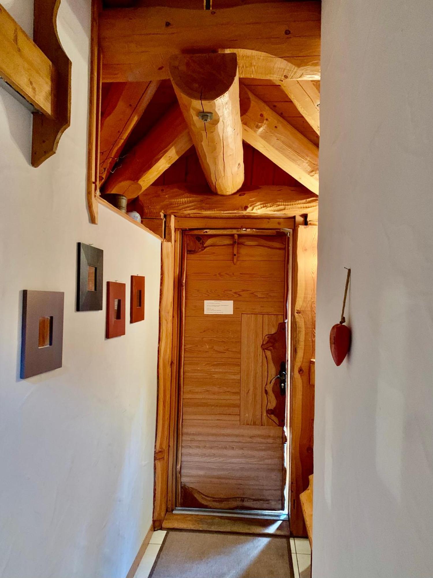 Le Gite De Briey Chalais Exterior foto