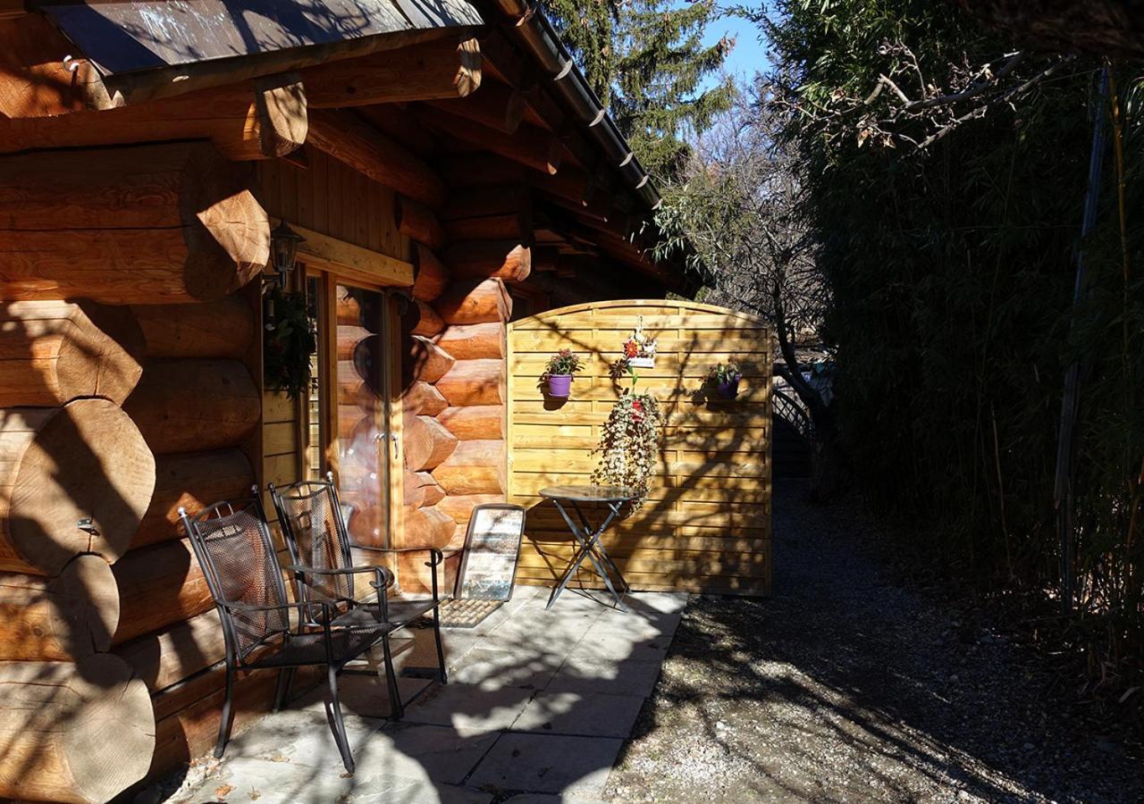 Le Gite De Briey Chalais Exterior foto